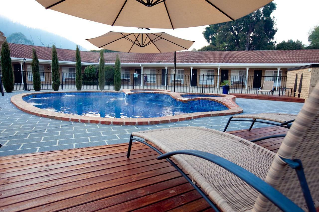 Ovens Valley Motor Inn 브라이트 외부 사진