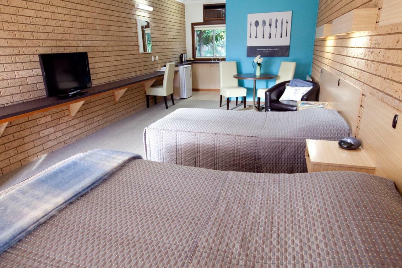 Ovens Valley Motor Inn 브라이트 외부 사진