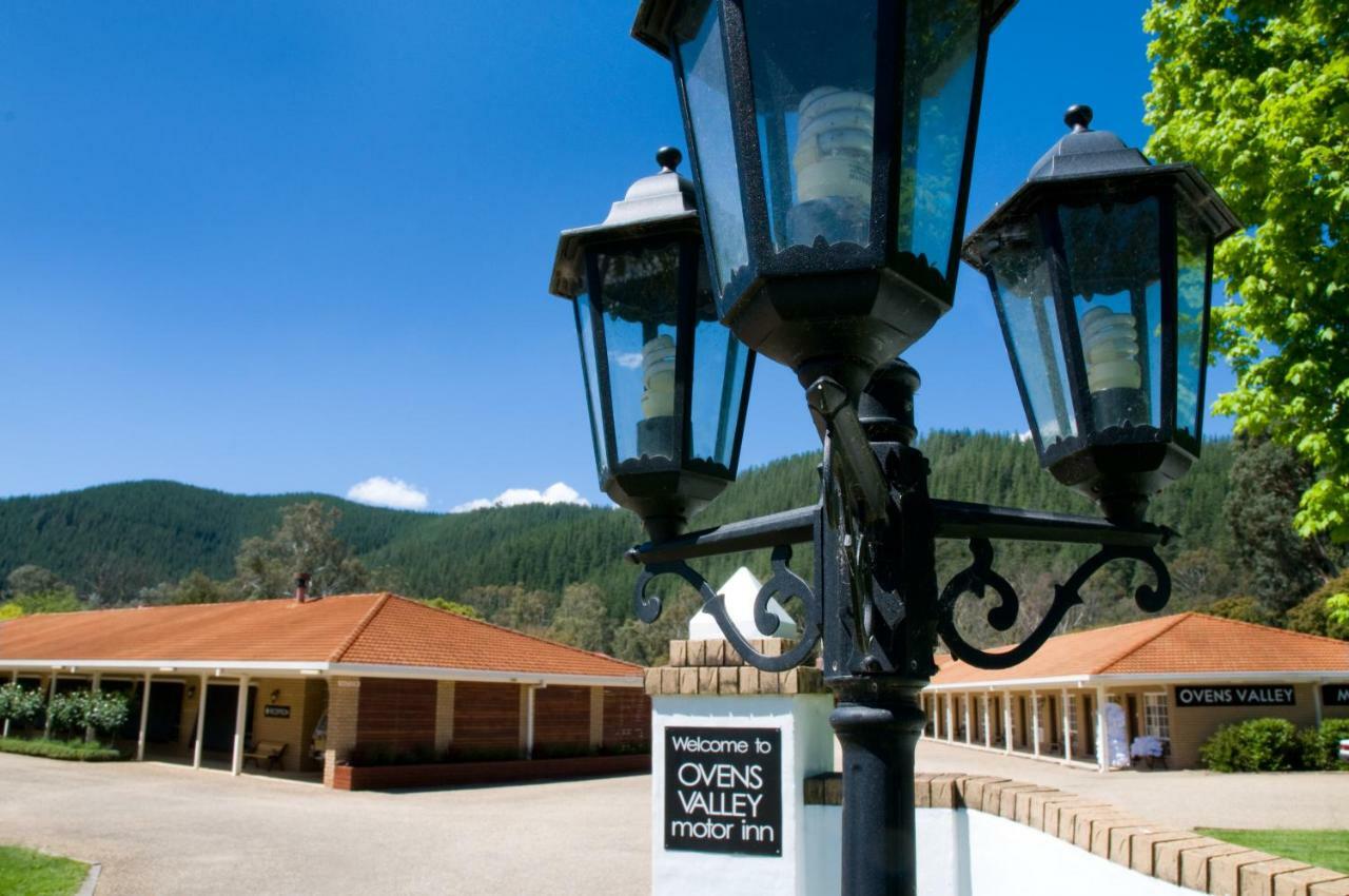 Ovens Valley Motor Inn 브라이트 외부 사진