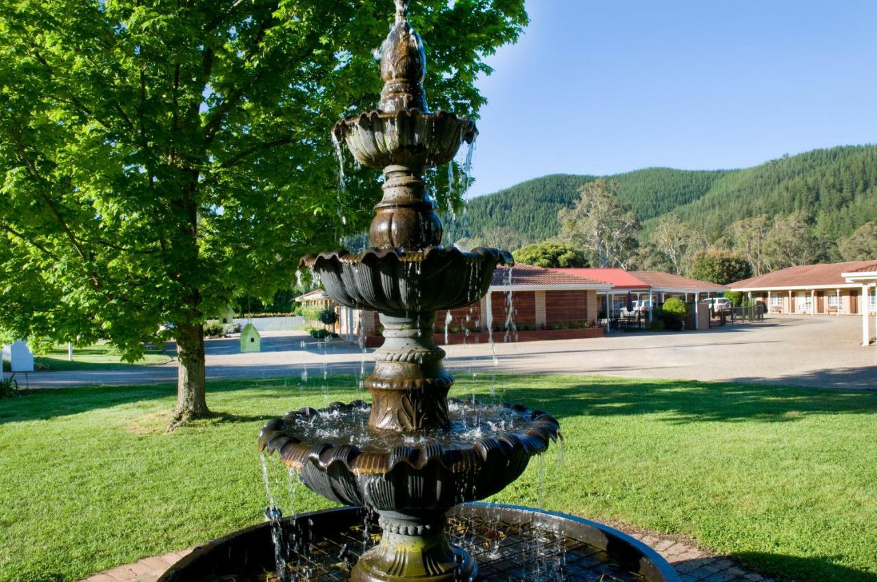Ovens Valley Motor Inn 브라이트 외부 사진